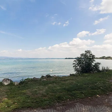 Garibaldi View * Sirmione